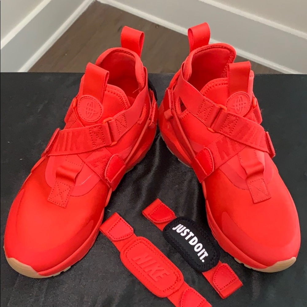 Nike air huarache City